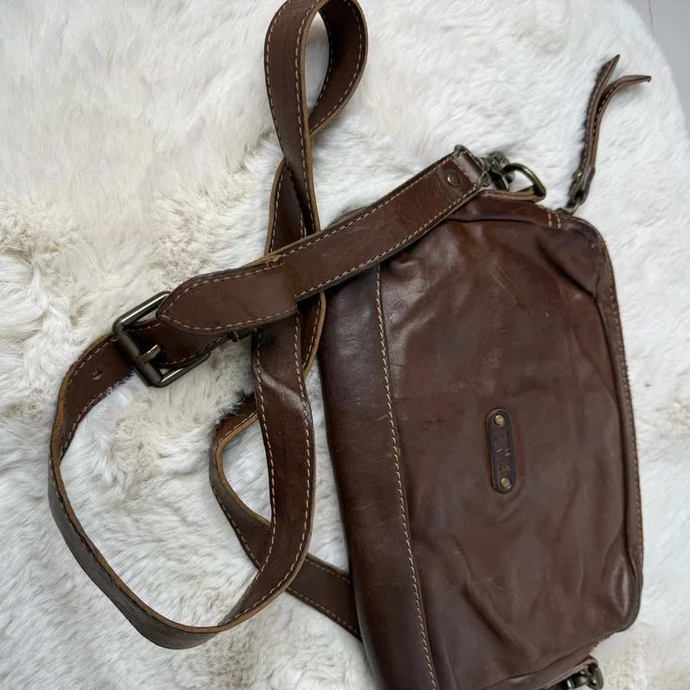 Vintage Frye‎ Dark Brown Rich Leather Sachel Bag Basket Weave Style Pockets